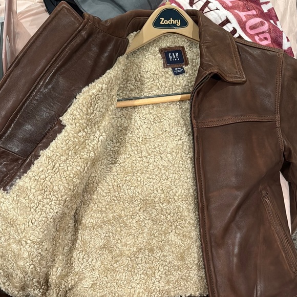 GAP Kids  Brown Leather Jacket (size 8-10) - Picture 4 of 4